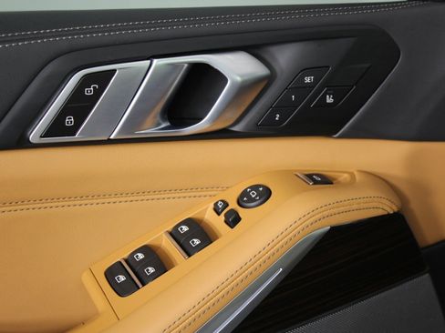 New 2026 BMW X5 sDrive40i w/ M Sport Package image 24