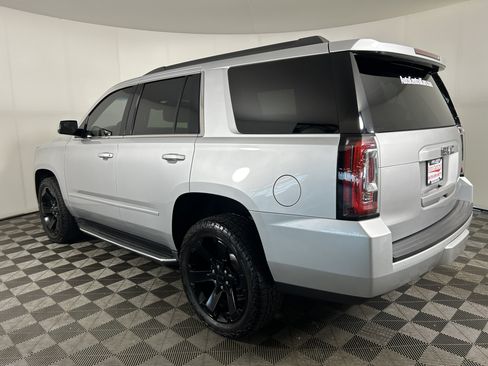 Used 2016 GMC Yukon SLE w/ Convenience Package AWD/4WD image 3