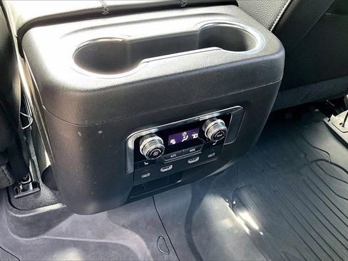 Used 2021 GMC Yukon Denali w/ Denali Ultimate Package image 18