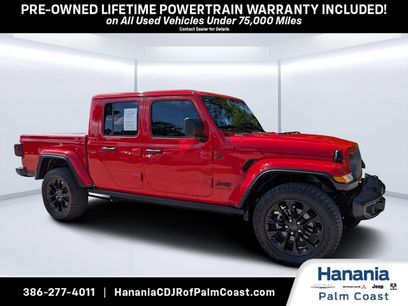 Used 2025 Jeep Gladiator Sport