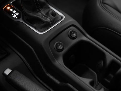 Used 2025 Jeep Gladiator Sport image 65