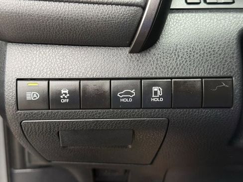 Used 2024 Toyota Camry SE w/ Convenience Package image 23