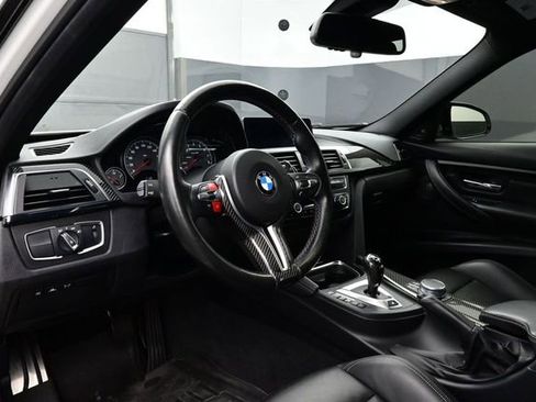 Used 2018 BMW M3 RWD image 4