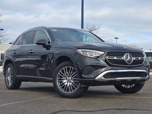Certified 2026 Mercedes-Benz GLC 300 GLC 300 image 2