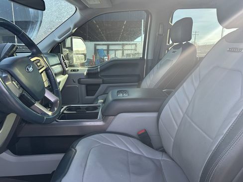 Used 2022 Ford F250 Limited AWD/4WD image 9