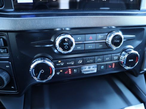 New 2026 Ford F250 Platinum AWD/4WD image 7