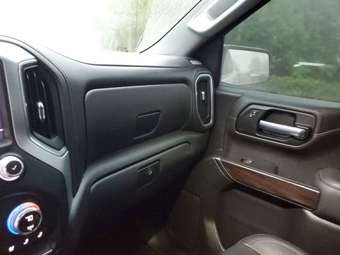 Used 2022 GMC Sierra 1500 SLT w/ SLT Premium Package image 27