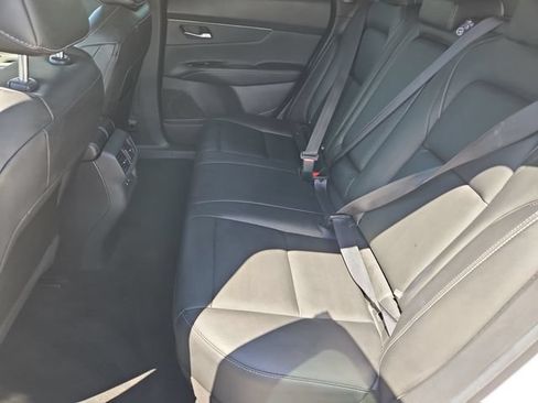 Certified 2025 Nissan Murano SV FWD image 14