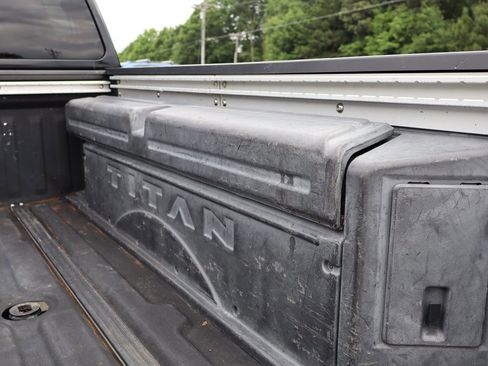 Used 2017 Nissan Titan Platinum Reserve AWD/4WD image 49