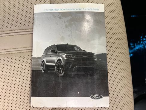 Used 2022 Ford Expedition Max Platinum AWD/4WD image 31