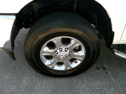 Used 2024 RAM 2500 Big Horn image 7