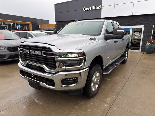 Certified 2026 RAM 2500 Big Horn AWD/4WD image 3