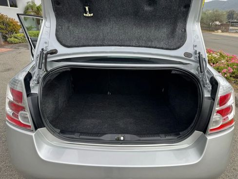 Used 2012 Nissan Sentra 2.0 S image 9