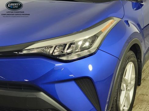 Used 2020 Toyota C-HR LE FWD image 9