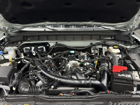 Used 2024 Ford Bronco Wildtrak AWD/4WD image 19
