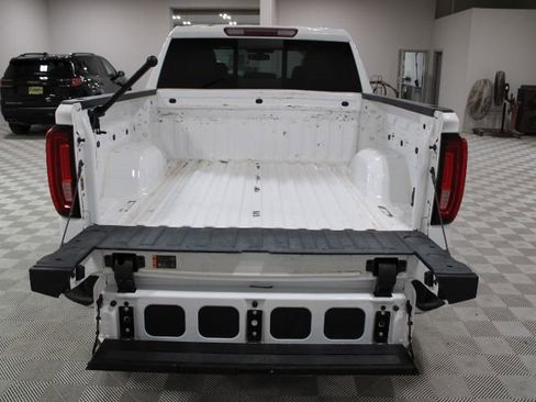 Used 2021 GMC Sierra 1500 SLT image 12
