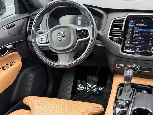 Certified 2022 Volvo XC90 T6 Inscription w/ Advanced Package AWD/4WD image 14