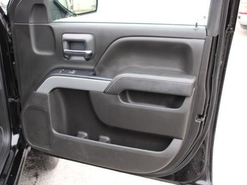 Used 2018 Chevrolet Silverado 1500 LT w/ All Star Edition image 32