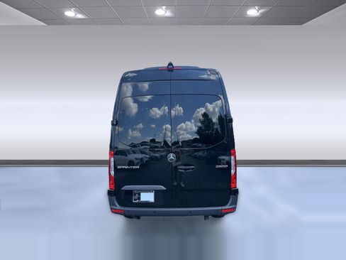 New 2025 Mercedes-Benz Sprinter 2500 image 9