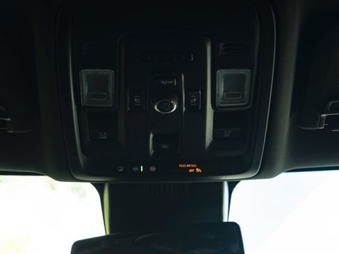 Used 2024 Chevrolet Tahoe RST w/ Luxury Package AWD/4WD image 33