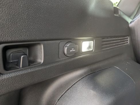 Used 2025 Honda CR-V Sport Touring image 19