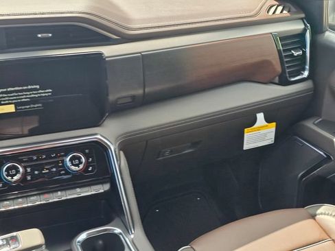 New 2026 GMC Sierra 1500 Denali AWD/4WD image 16