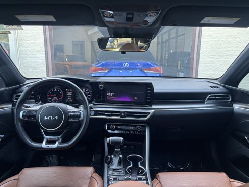 Used 2023 Kia K5 GT image 15