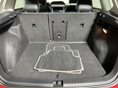 Used 2022 Volkswagen Taos SE image 25