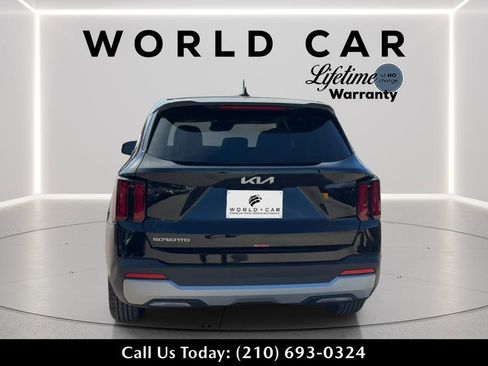 New 2026 Kia Sorento LX FWD image 4