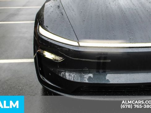 Used 2026 Tesla Model Y Long Range image 11