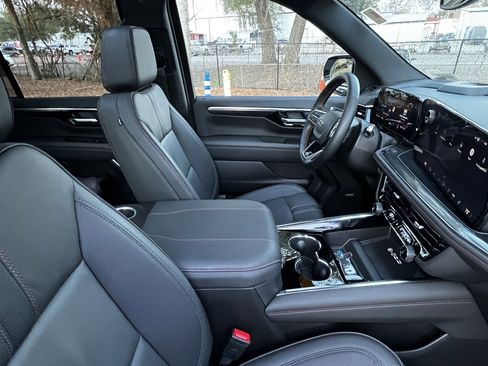 Used 2025 Chevrolet Tahoe RST w/ Comfort Package image 45