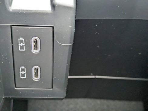 New 2026 Toyota Sienna XLE FWD image 24