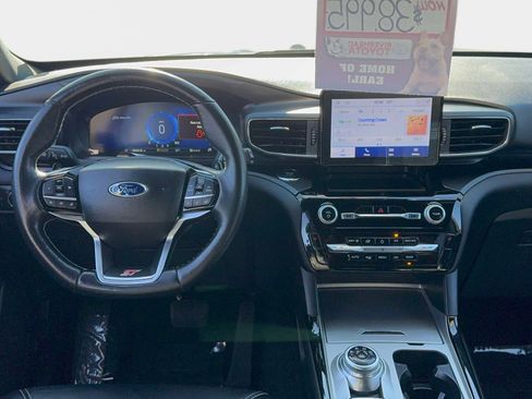 Used 2022 Ford Explorer ST w/ ST High-Performance Pack image 10