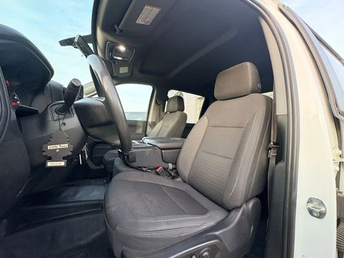 Used 2021 Chevrolet Silverado 2500 W/T w/ WT Fleet Convenience Package image 3