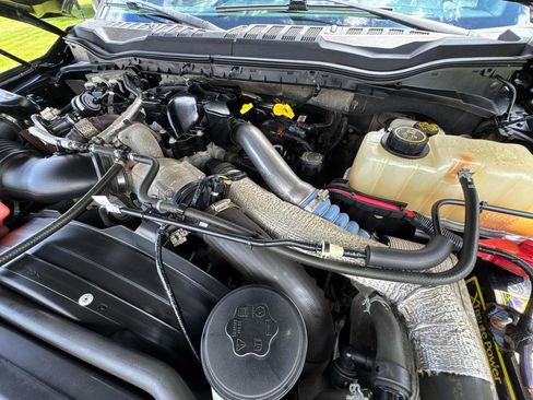 Used 2017 Ford F550 4x4 SuperCab Super Duty image 30