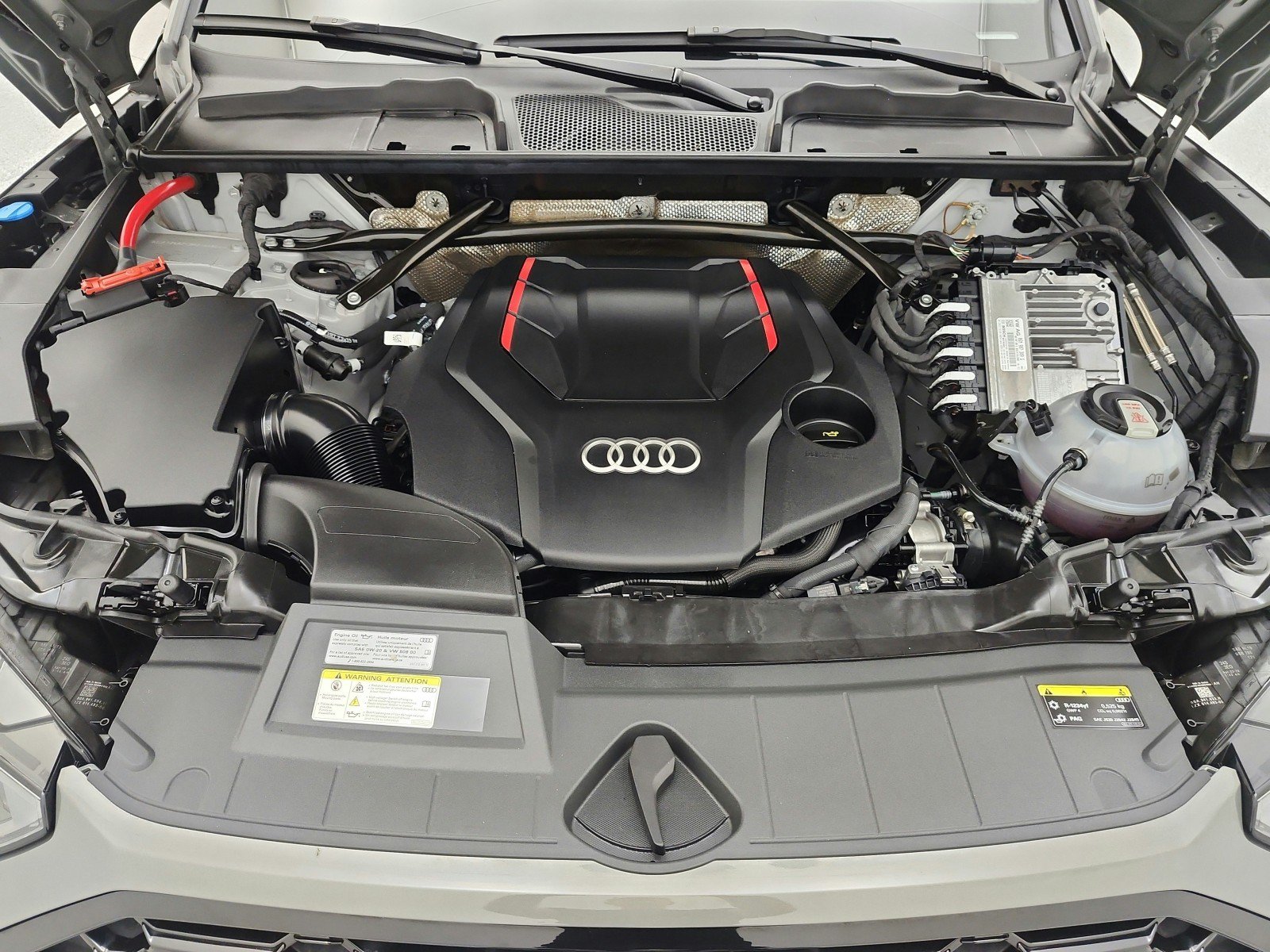 Used 2023 Audi SQ5 Premium Plus w/ Premium Plus Package AWD/4WD image 17