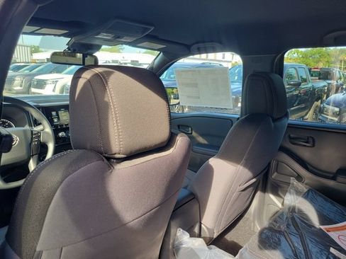 New 2026 Nissan Frontier SV w/ Tow Package AWD/4WD image 9