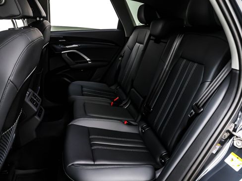 New 2025 Audi Q5 Premium Plus image 8