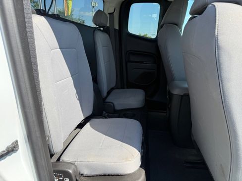 Used 2021 Chevrolet Colorado W/T w/ WT Convenience Package image 15