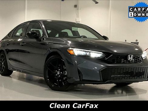 Used 2025 Honda Civic Sport image 2