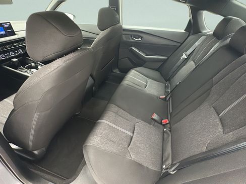 Used 2023 Honda Accord Sport image 9