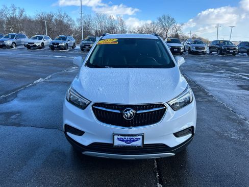 Used 2022 Buick Encore Preferred image 8