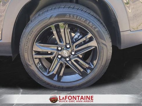 Used 2024 Chevrolet Trax ACTIV w/ Driver Confidence Package FWD image 34