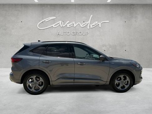 Used 2024 Ford Escape ST-Line w/ Tech Pack #1 FWD image 18