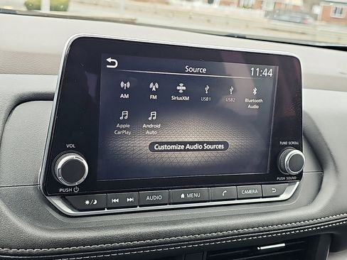 Certified 2023 Nissan Rogue SV image 25