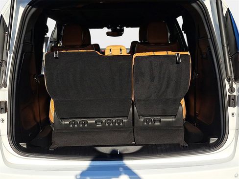 Used 2022 Chrysler Pacifica Pinnacle image 14