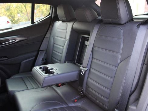 Used 2024 Alfa Romeo Tonale Veloce w/ Premium Interior Package image 27