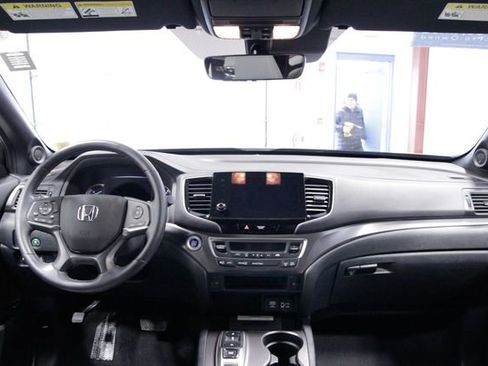 Certified 2023 Honda Passport EX-L image 18