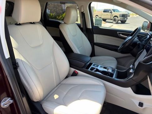 Used 2022 Ford Edge Titanium AWD/4WD image 28