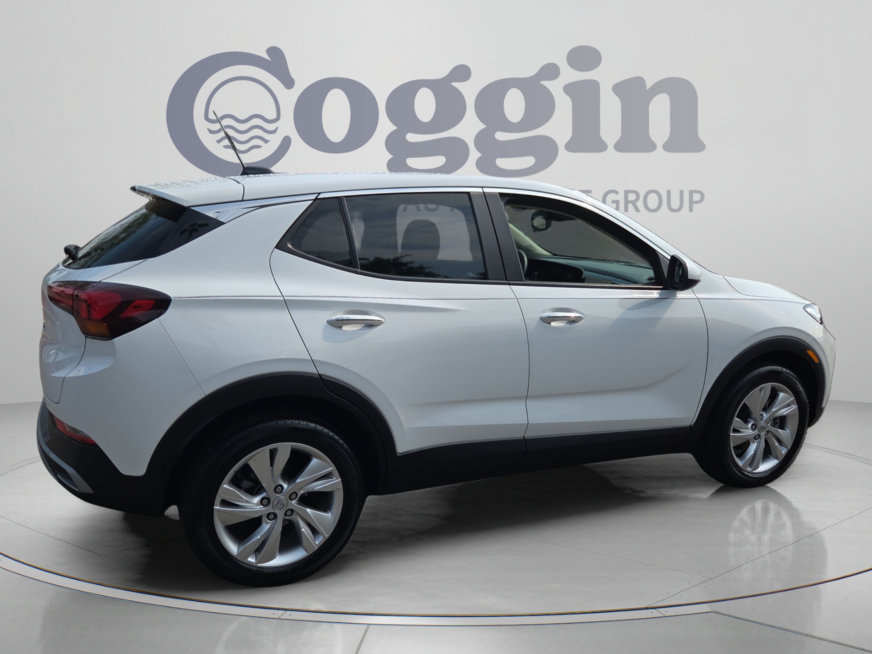 Certified 2024 Buick Encore GX Preferred FWD image 5